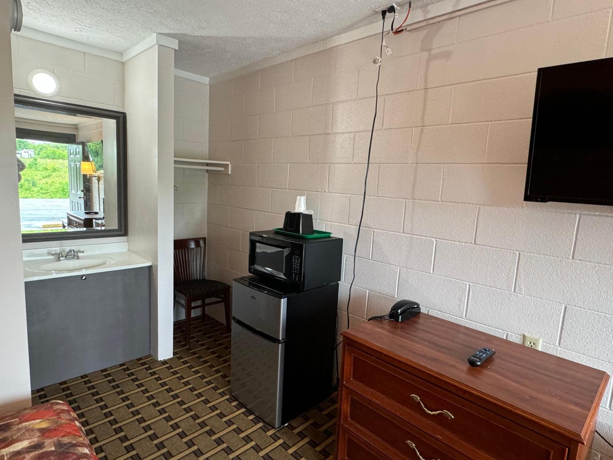 Economy Inn Crossville Extérieur photo